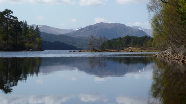 Relax in beautiful nearby Glens Loch Affric