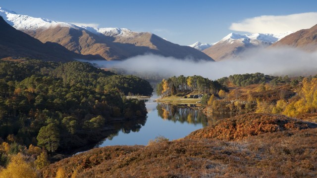 Look, wonder and photograph Glen Affric in the Autumn