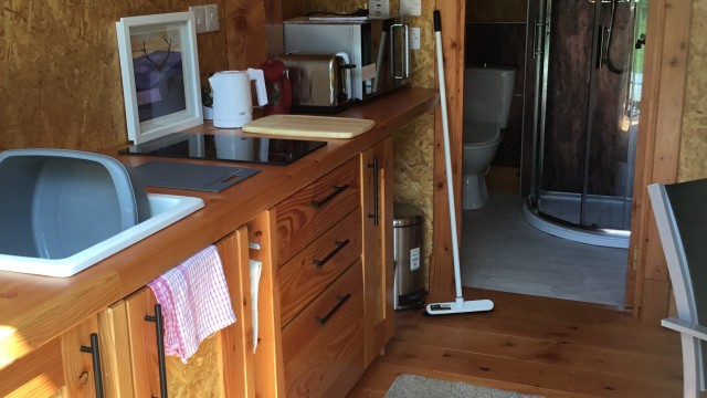 kitchen of Celt microlodge